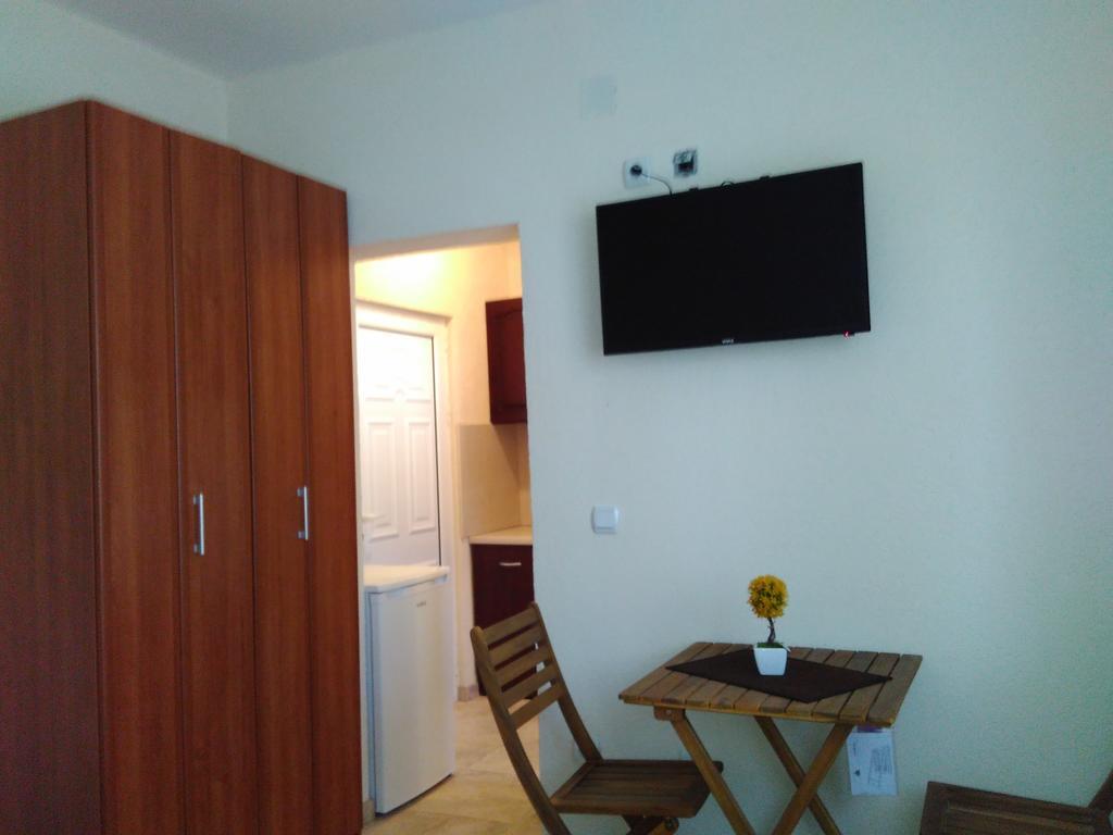 Apartments Lora Bar Exterior foto